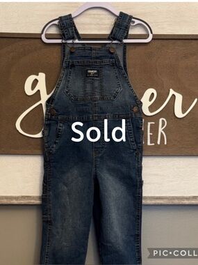 OshKosh B'gosh Classic Blue Overalls size 3T